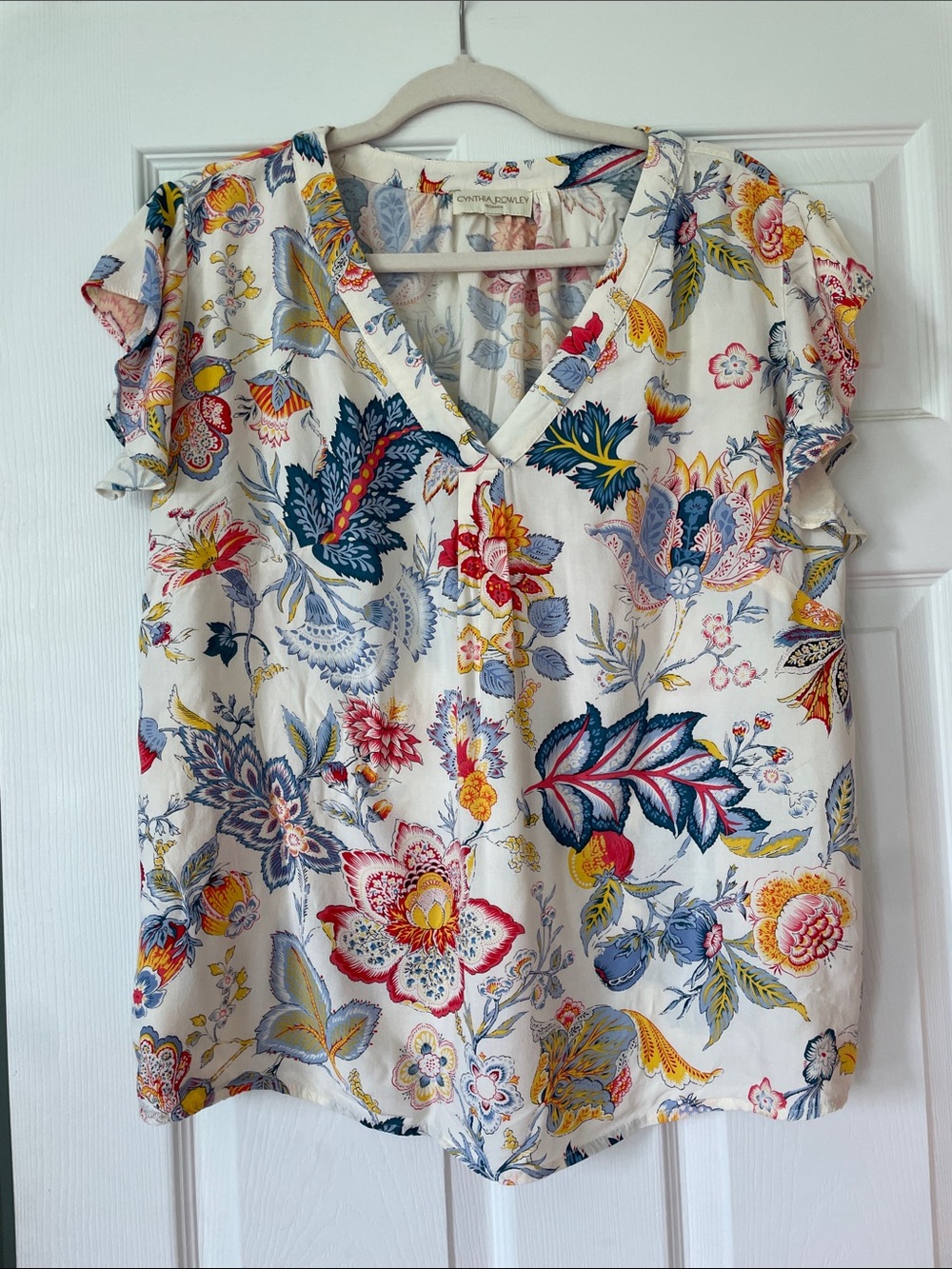 Cynthia Rowley Floral V-Neck Ruffle Sleeve Top L
